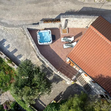 Hedera - Beautiful Stone House Hvar *