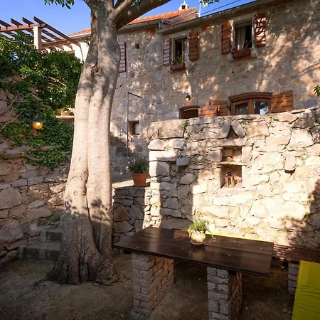 别墅 Hedera - Beautiful Stone House Hvar