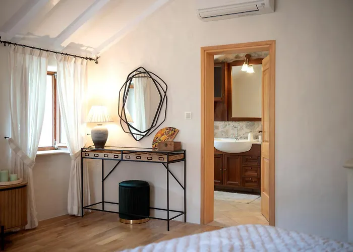 Hedera - Beautiful Stone House Hvar
