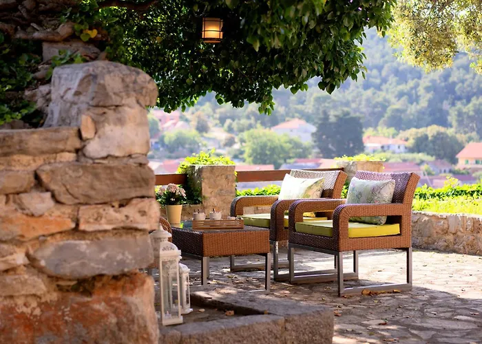 Villa Hedera - Beautiful Stone House Hvar