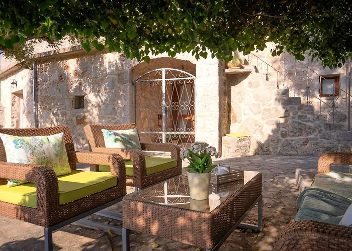 Villa Hedera - Beautiful Stone House Hvar