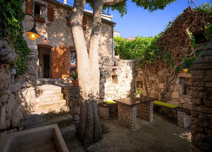 Hedera - Beautiful Stone House Hvar